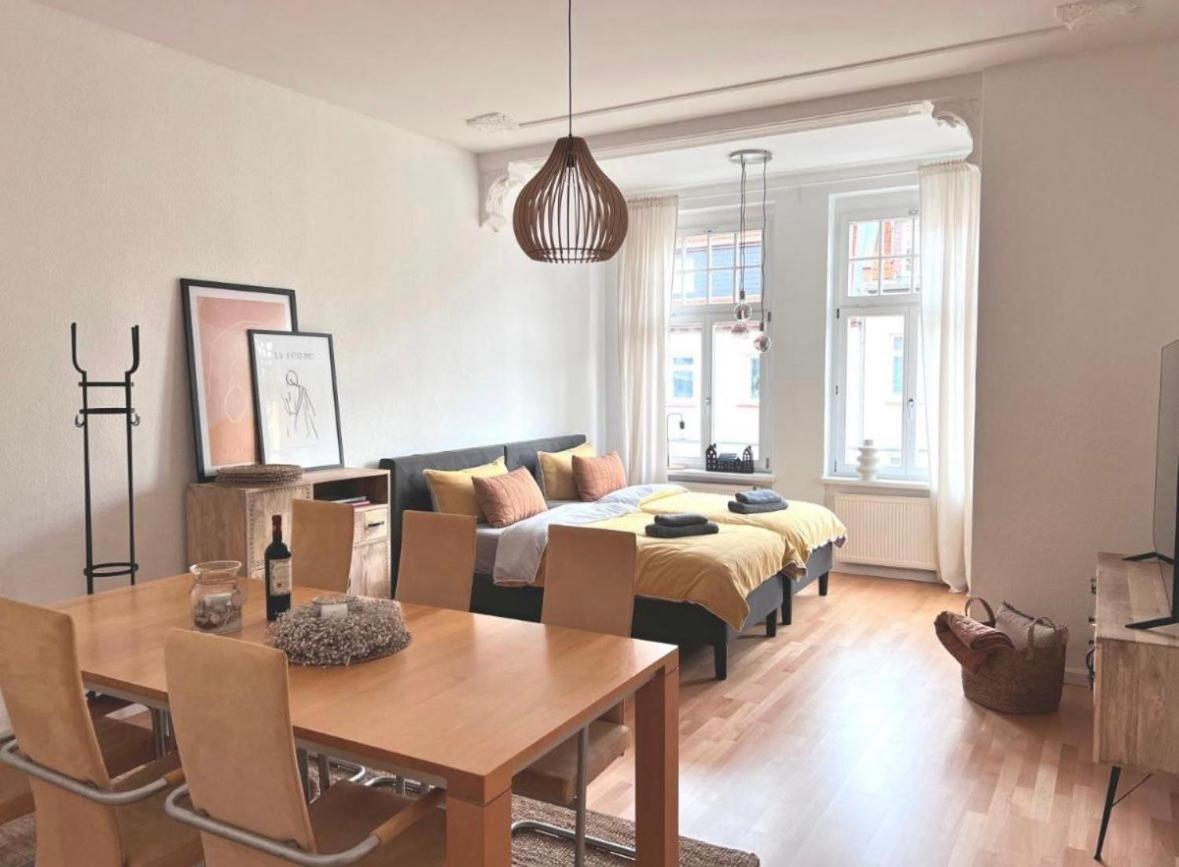 Feine Apartments In Der Suedstadt Von Erfurt Mit Kostenlosen Stellplatz & Flasche Wein Zur Begruessung Exteriér fotografie