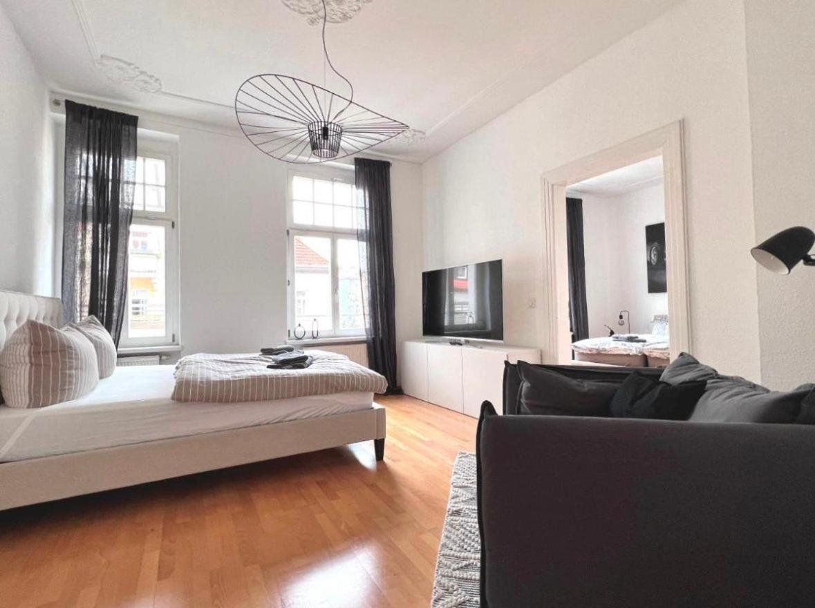 Feine Apartments In Der Suedstadt Von Erfurt Mit Kostenlosen Stellplatz & Flasche Wein Zur Begruessung Exteriér fotografie