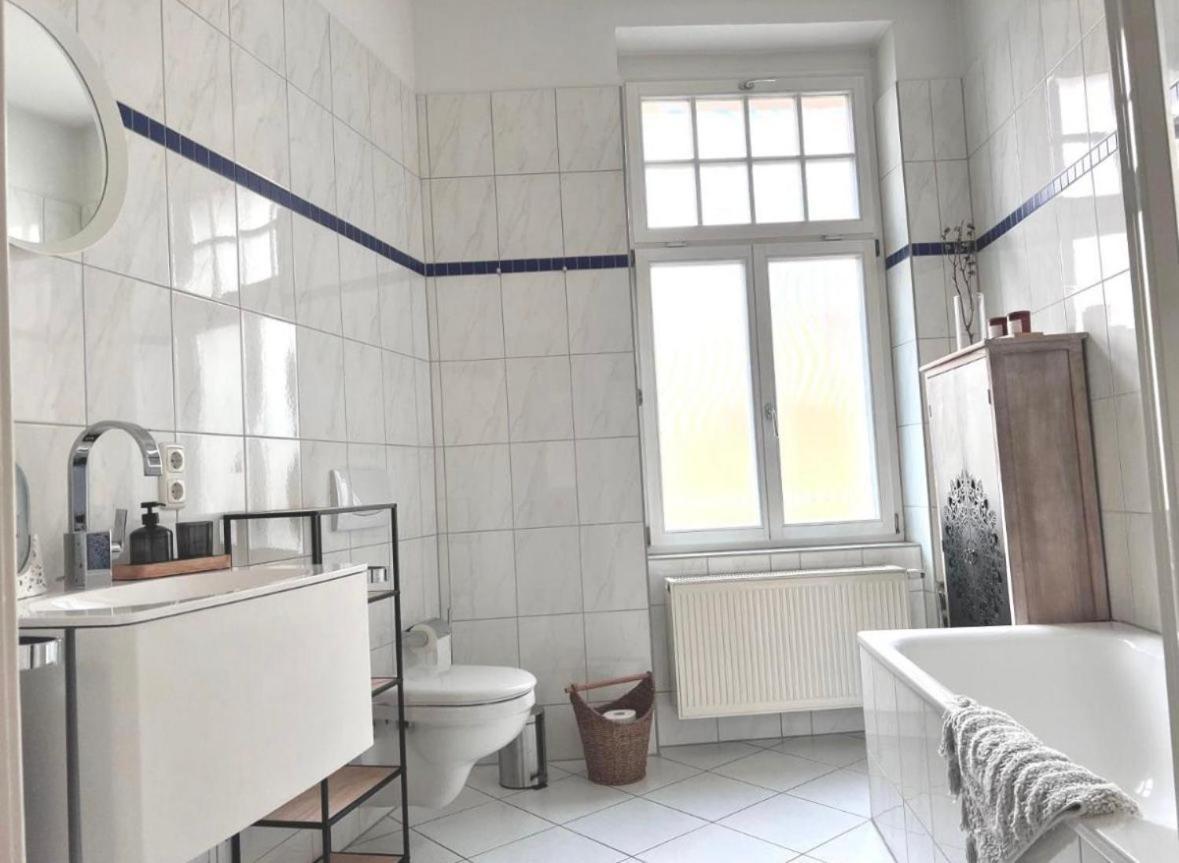 Feine Apartments In Der Suedstadt Von Erfurt Mit Kostenlosen Stellplatz & Flasche Wein Zur Begruessung Exteriér fotografie